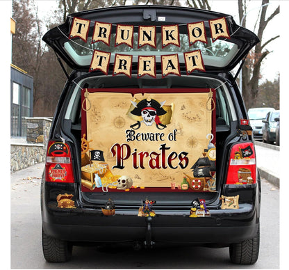 Pirate Trunk Decor