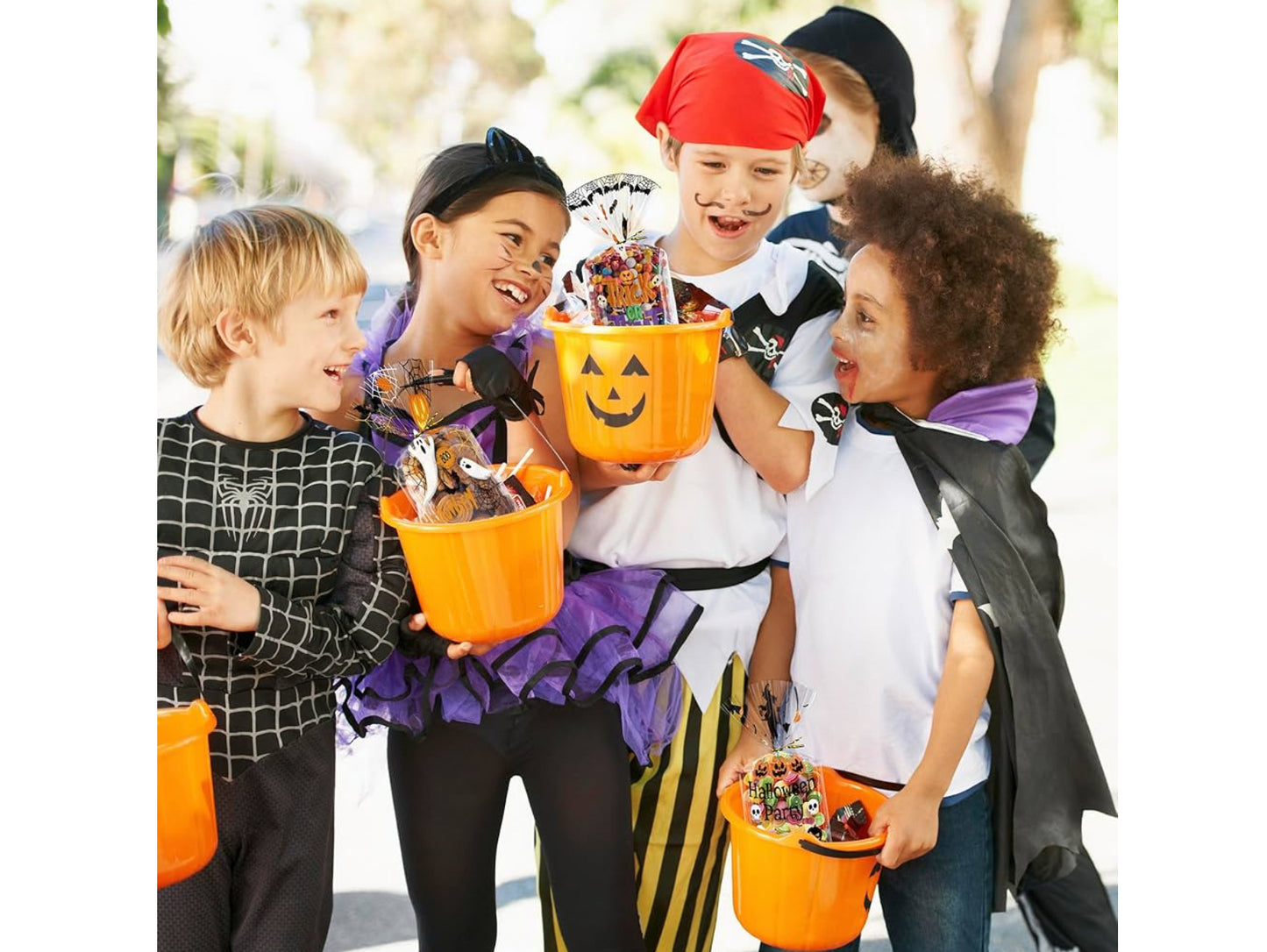 Halloween Gift Bags (120 pcs)